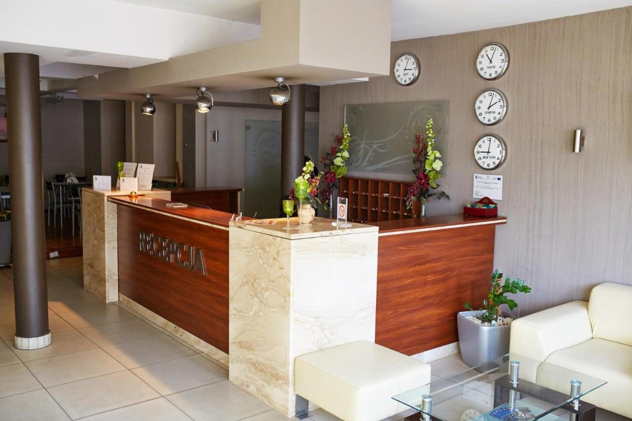 Hotel&Spa Kameleon Żory Buitenkant foto