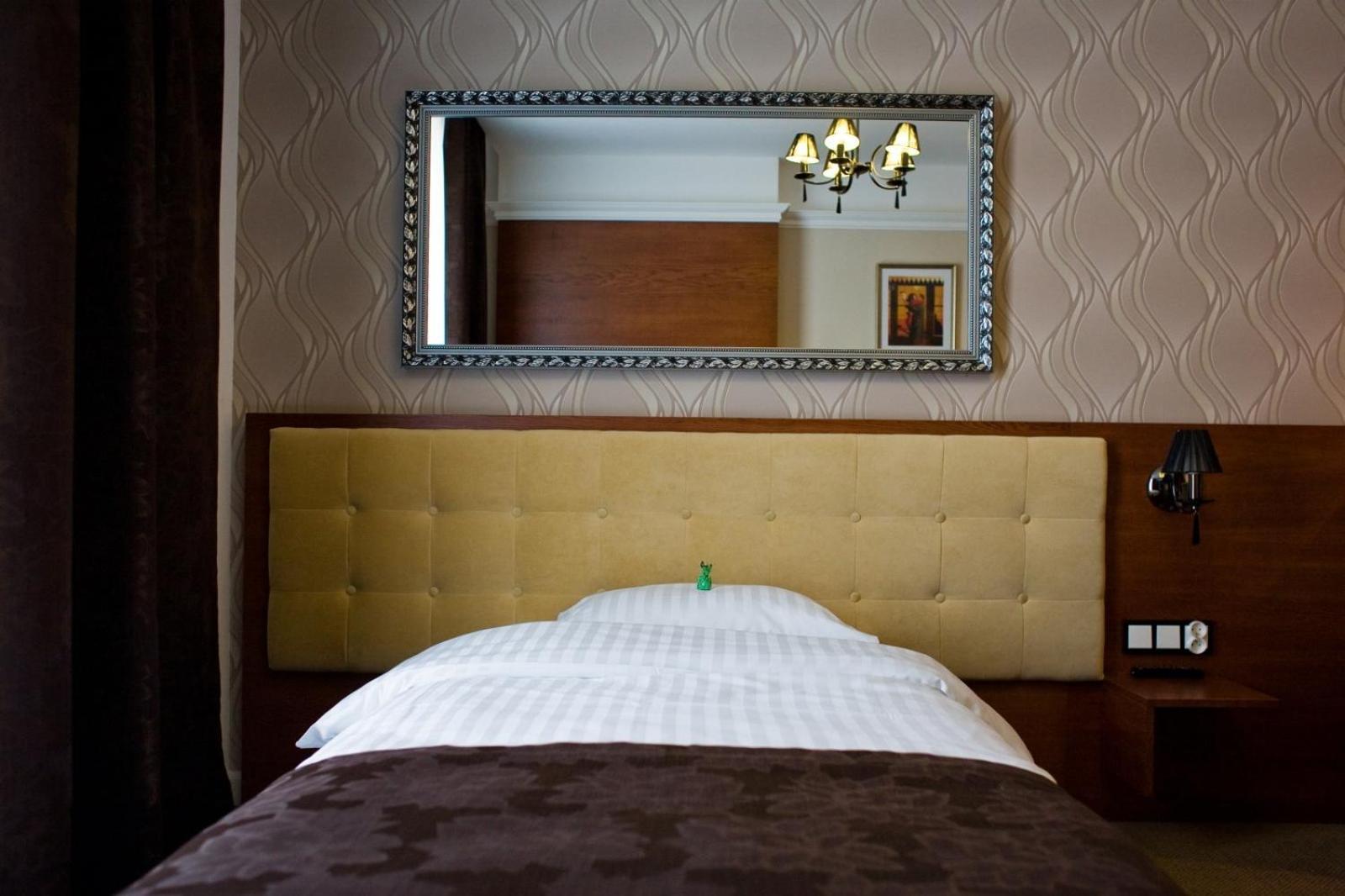 Hotel&Spa Kameleon Żory Buitenkant foto