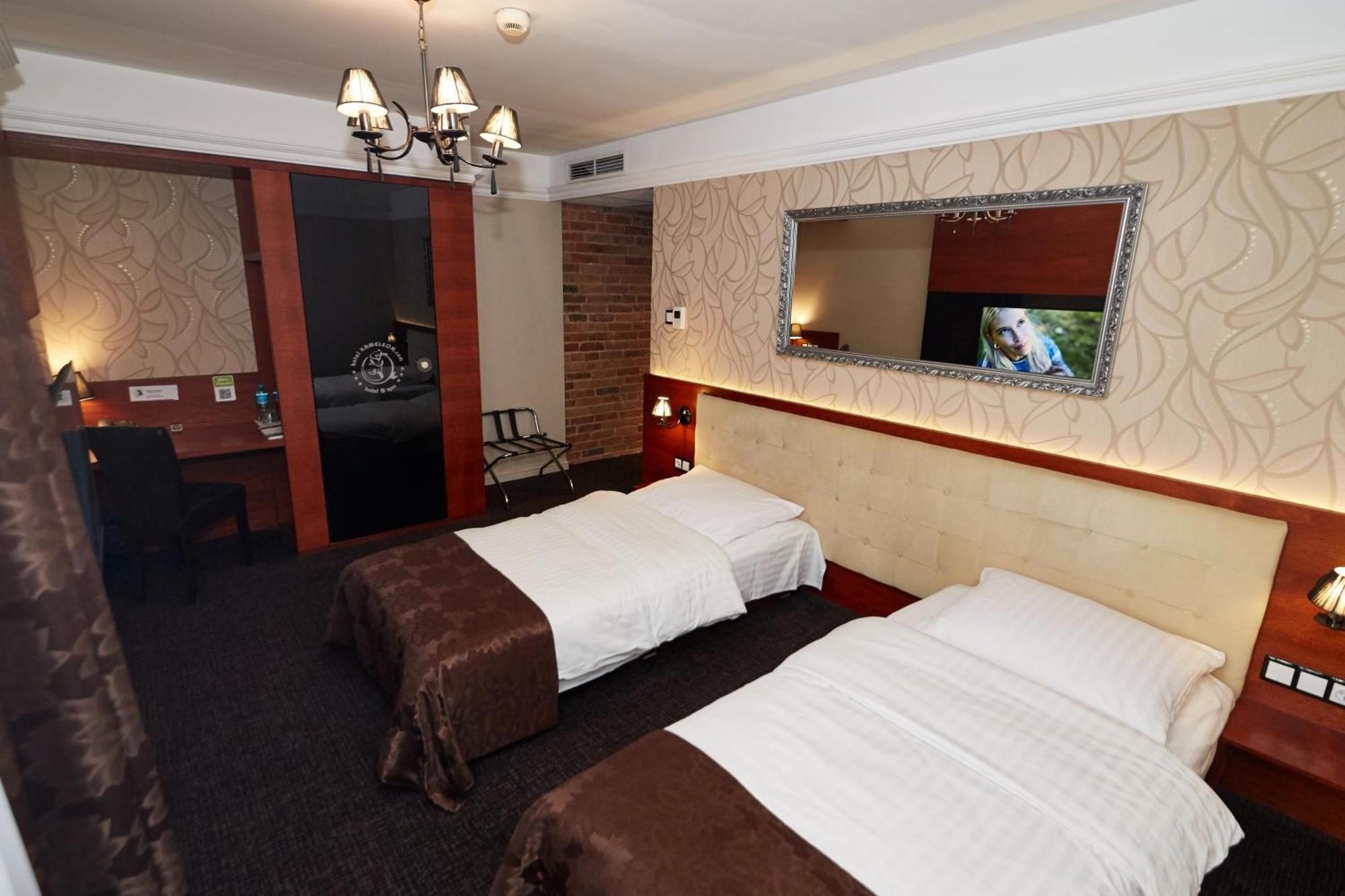 Hotel&Spa Kameleon Żory Buitenkant foto